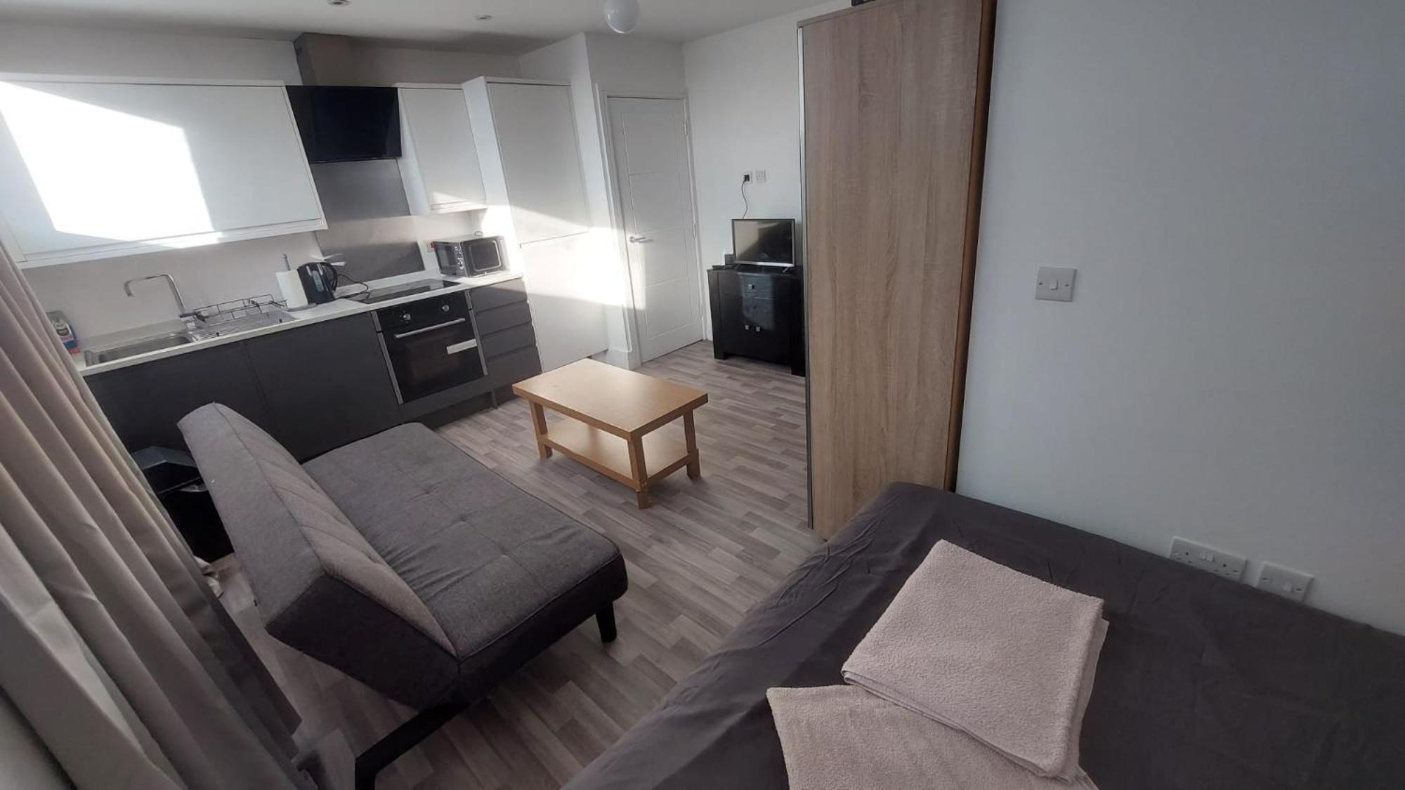 Spacious Studio Maidstone - Redecorated Oct 2023 المظهر الخارجي الصورة