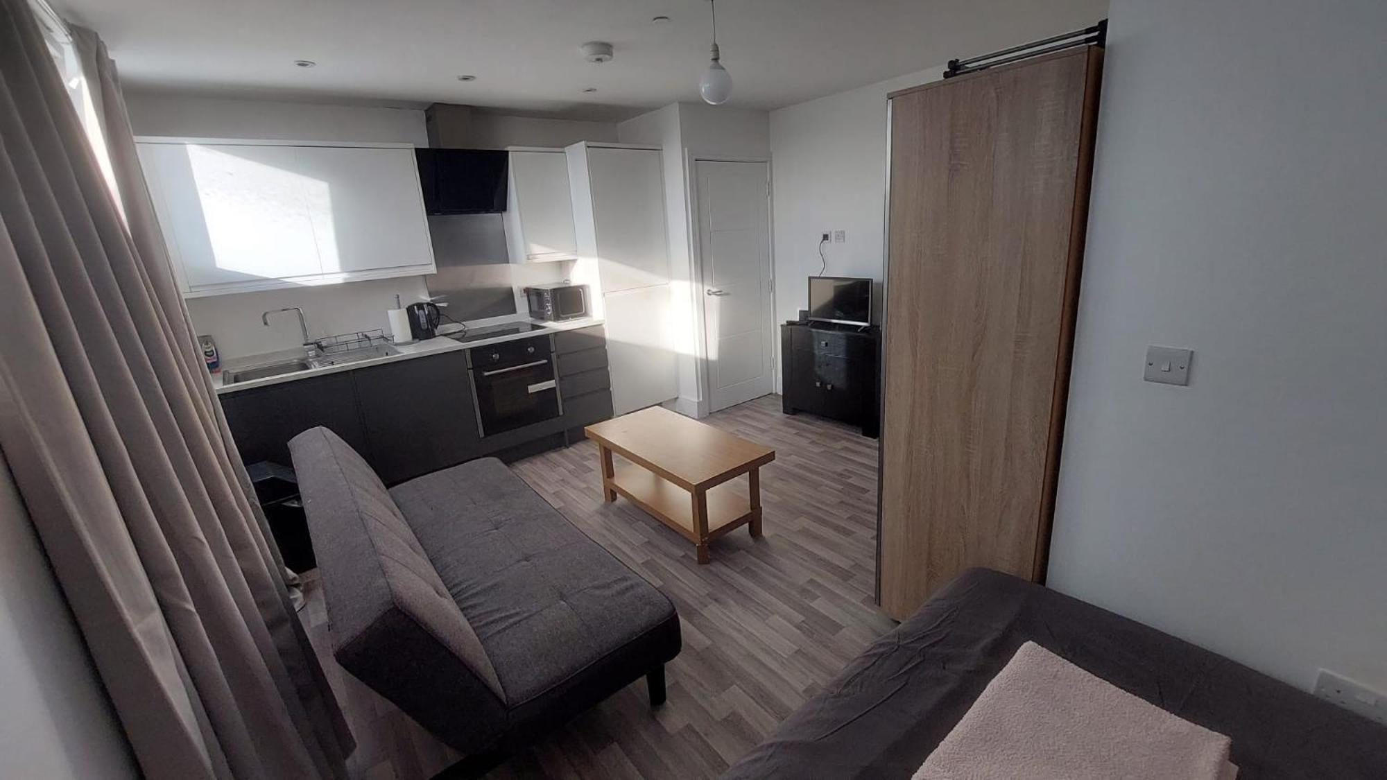 Spacious Studio Maidstone - Redecorated Oct 2023 المظهر الخارجي الصورة